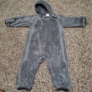 Northface snow suit 6 to 12 months